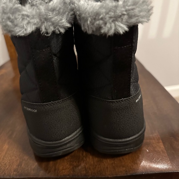 Women's Ice Maiden Shorty Boot Columbia size 10.5 - Picture 4 of 8